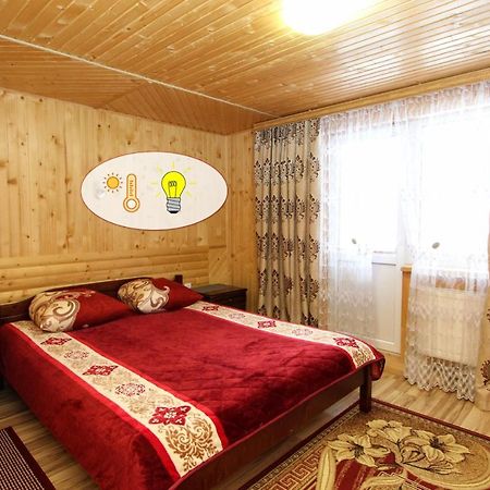 Садиба "У Валентини" Yablunytsya Luaran gambar